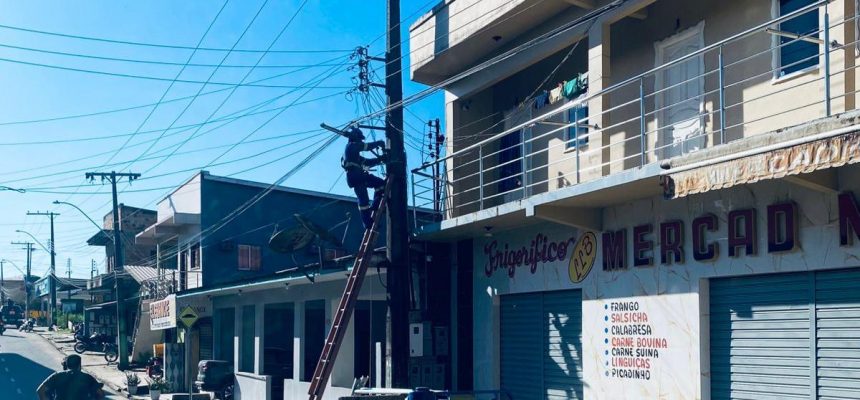 A Unidade Gestora de Projetos Especiais (UGPE), órgão da Secretaria de Estado de Desenvolvimento Urbano e Metropolitano (Sedurb), está modernizando o sistema de iluminação pública da sede de Jutaí e Japurá (a 51 e 744 quilômetros de Manaus, respectivamente). Por meio do Programa Ilumina+ Amazonas, serão implantados, no total, 1.849 pontos de LED nos dois municípios.